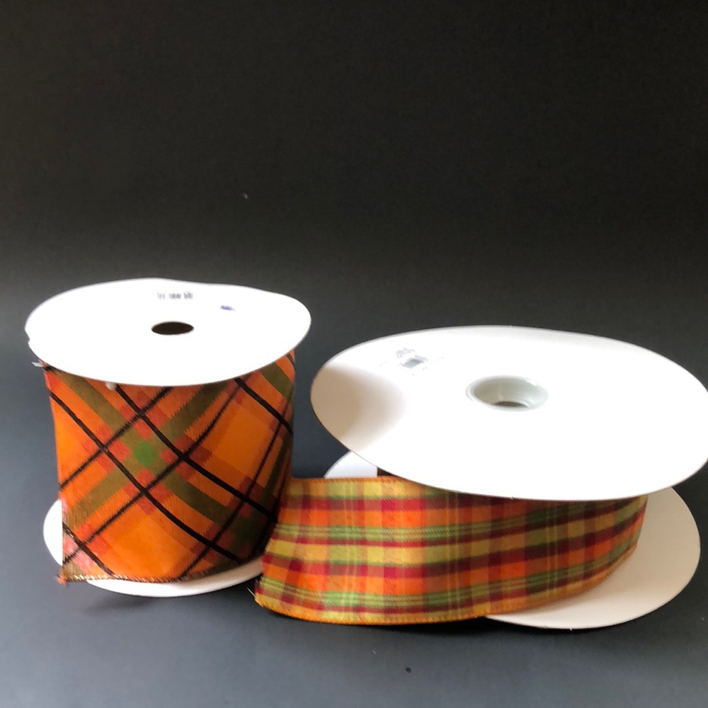Set of two rolls fall wired ribbon